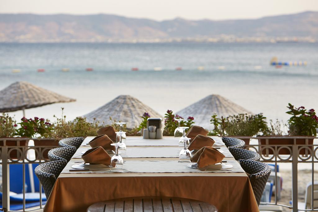 Meteor Beach Hotel Тургутрейс Экстерьер фото