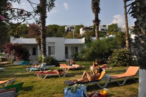 Meteor Beach Hotel Тургутрейс Экстерьер фото