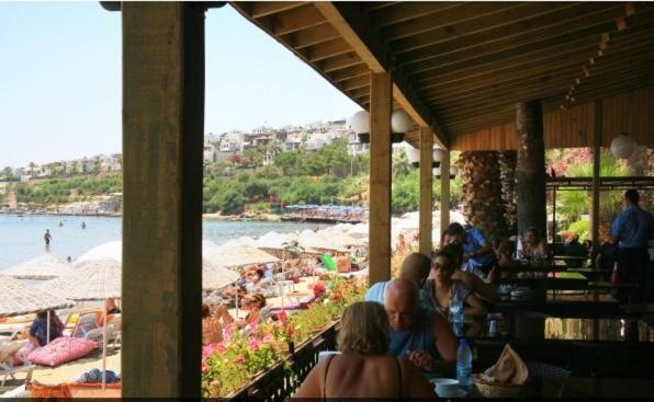Meteor Beach Hotel Тургутрейс Экстерьер фото